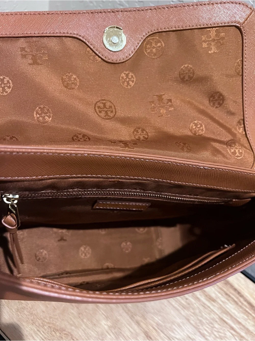 Tory Burch Leather Crossbody Bag and Zip Wallet in Saddle Tan